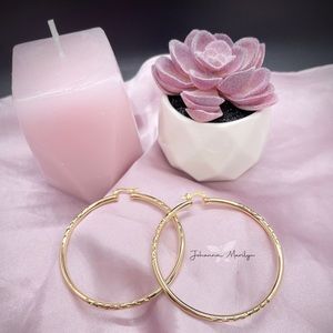 18k Gold Filled Diamond Cut Hoop Earrings 2.40" ✨ available in 2.5” 2.25” 1.85”